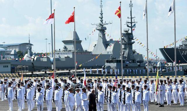 就海军实力而言,新加坡作为东盟十国唯一的发达国家,新加坡的海军实力