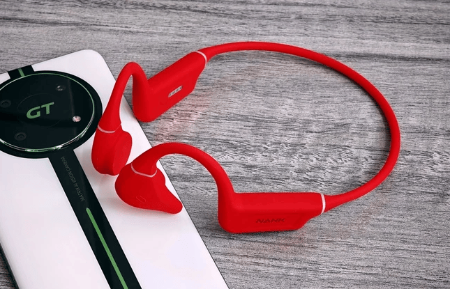 游泳时用什么耳机听歌好?四大卓越性能的游泳耳机力推