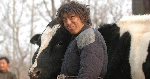 从"草根"变"50亿影帝",成功一波三折,今执导电影褒贬不一_黄渤_工作