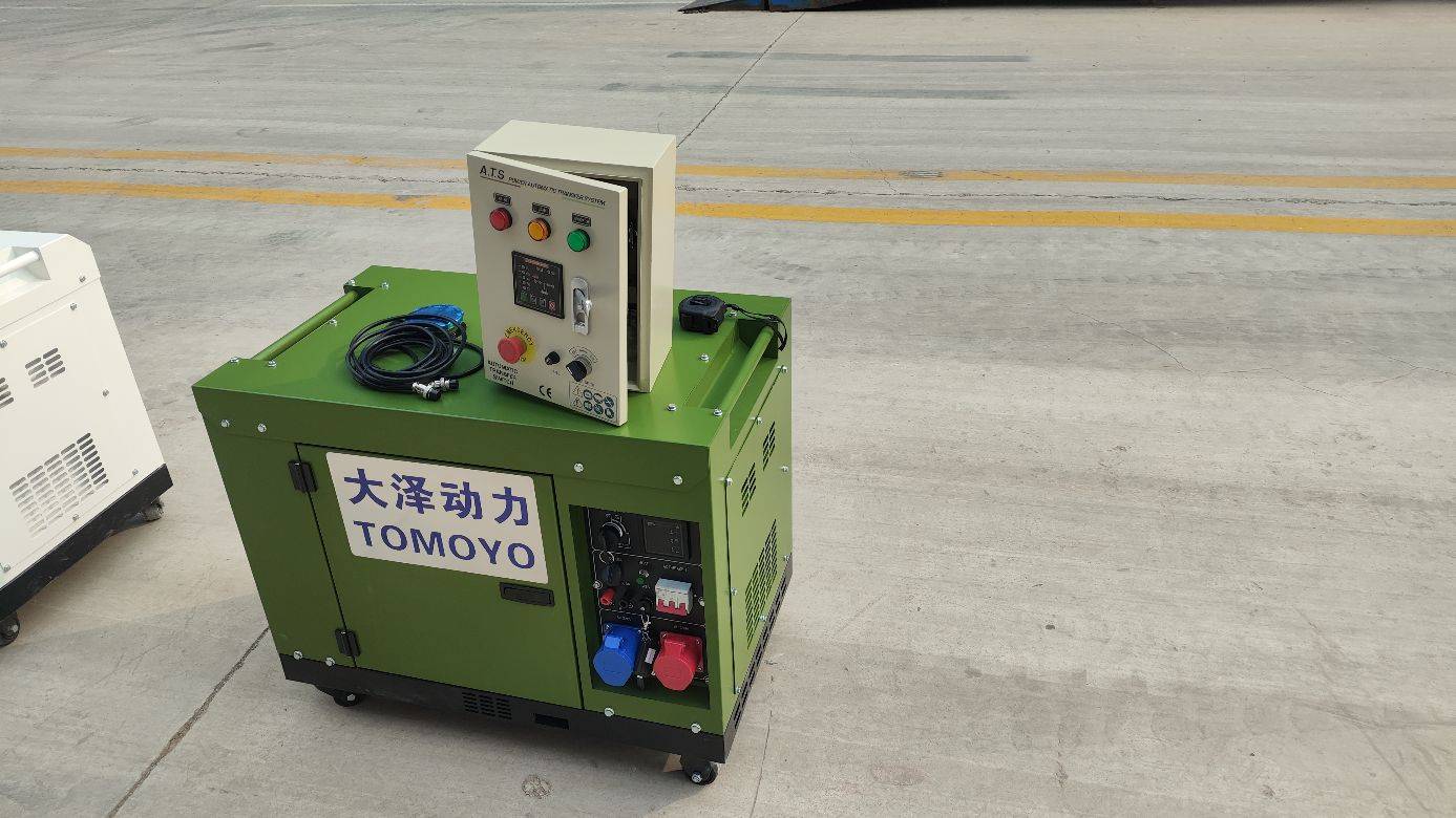 静音型发电机机组就是在原有的发电机组的基础上,装一种静音装置,这种