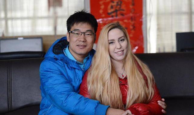 原创外国姑娘嫁大12岁河南农村小伙裸婚农村生活幸福爆棚