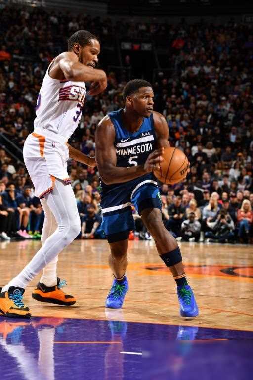 雷霆双喜报杜兰特制胜布克小发威