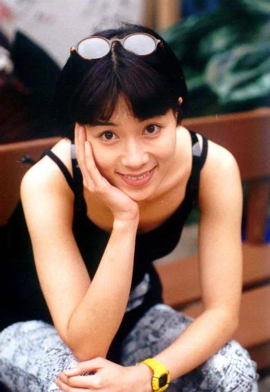 她是《金枝欲孽》里的安茜,曾因生病被封杀,如今活成了这样_张可颐