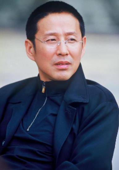 原创陈道明痛批年轻演员受了点伤就是敬业了别忘了你就是演员