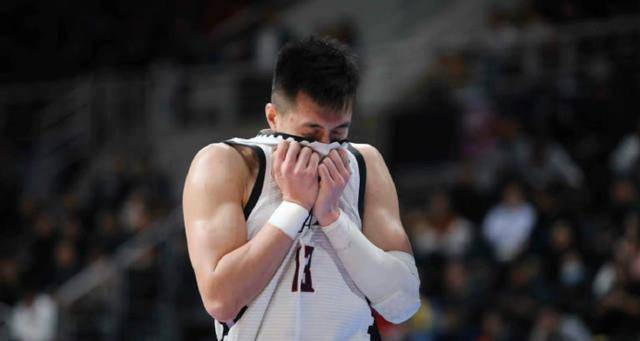 赵继伟cbamvp奖杯路途的继续