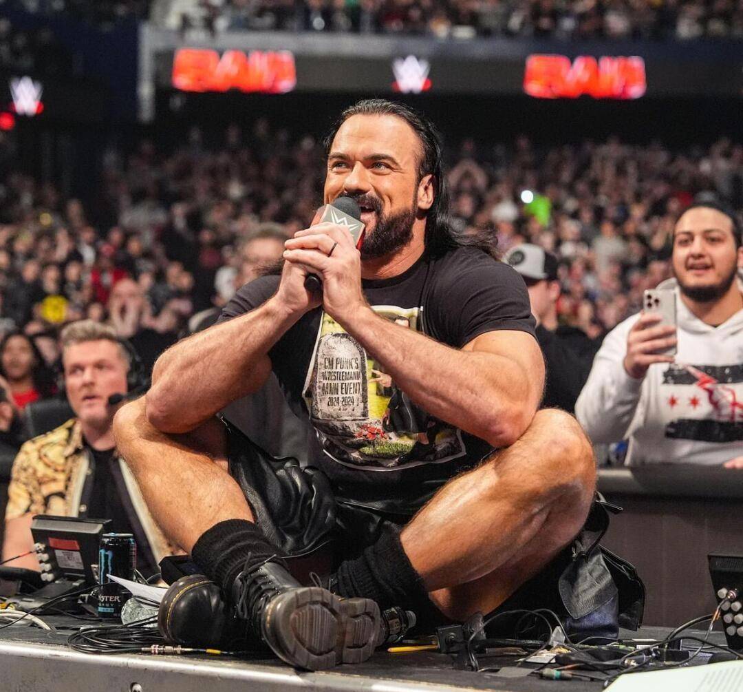 原创cm朋克扬言要彻底逼疯德鲁后者强势回应准备付出代价