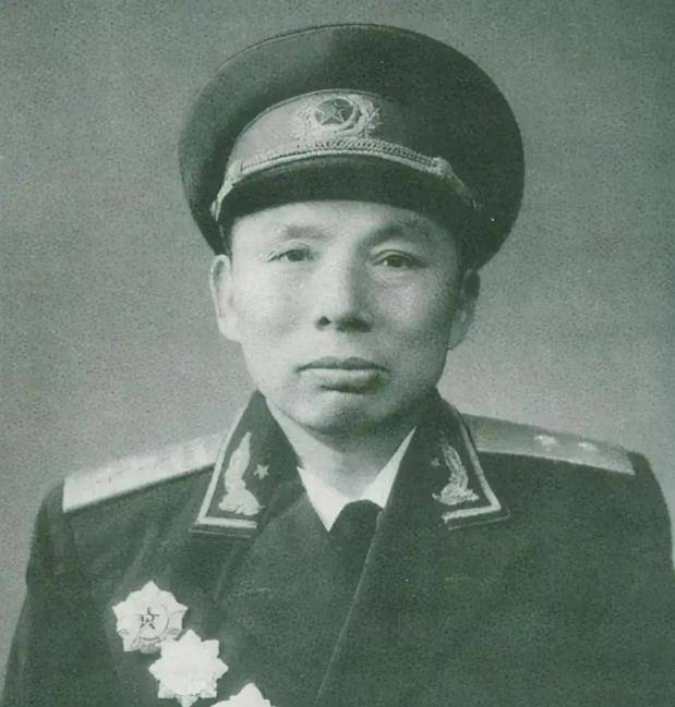 军事主官和政治主官都需要担责,88师政委龚杰也没有很好执行上级命令