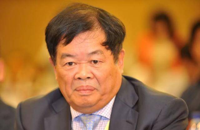 原创玻璃大王曹德旺我今天的成就从未动用过哥哥任何政治资源