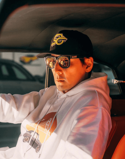 吴彦祖庆祝14周年结婚日亲手做蛋糕表白没有她就活不下去