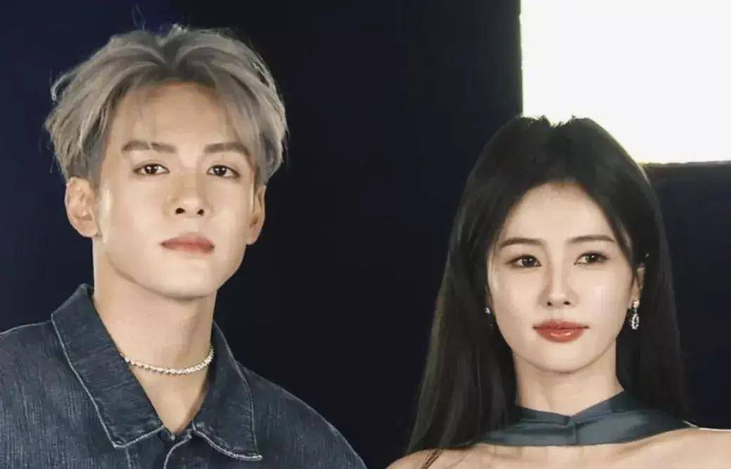 在演员名单中,也明确标注白鹿是第一季的女主角,曾舜晞是第二季的男