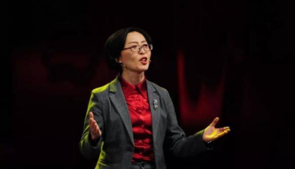 赵旭:普通教师默默耕耘15年耗尽心血,等来一夜爆红,吸金600万_语文