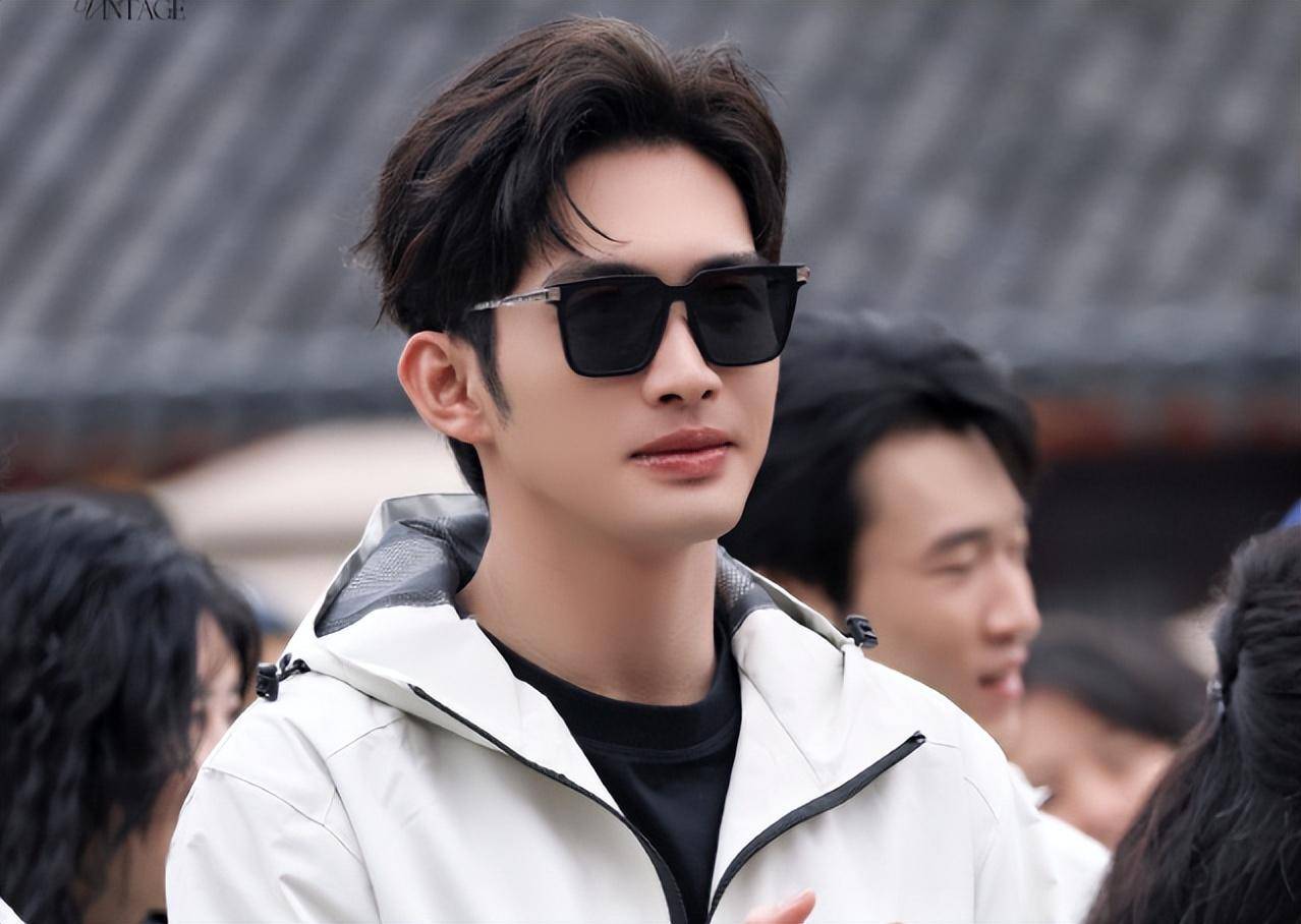 张彬彬_网友_表演