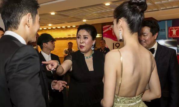 向佐_郭碧婷_向华强