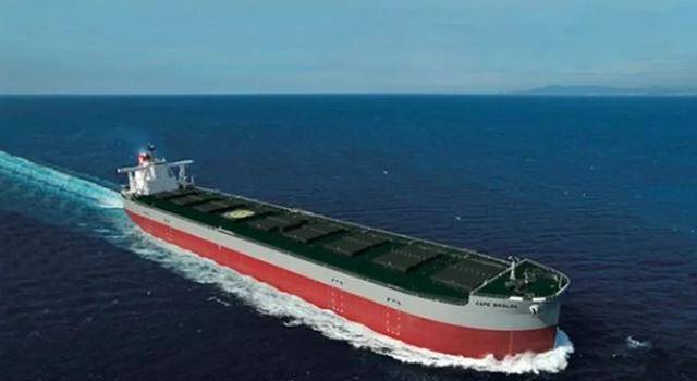 原创中国货船遭遇海盗船员用鱼叉还击为何船长说多亏几个退伍兵