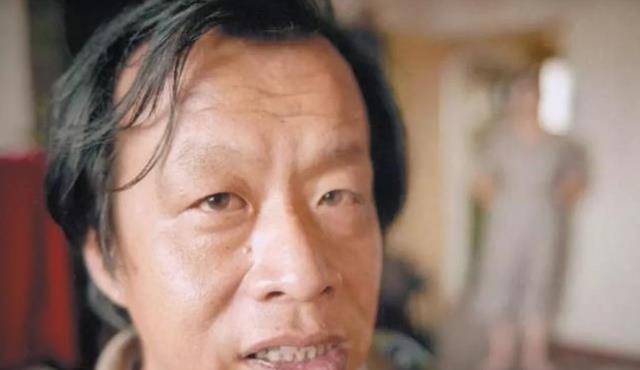 原创25年前王小波暴亡死后牙齿发现白灰作协没派一人参加葬礼