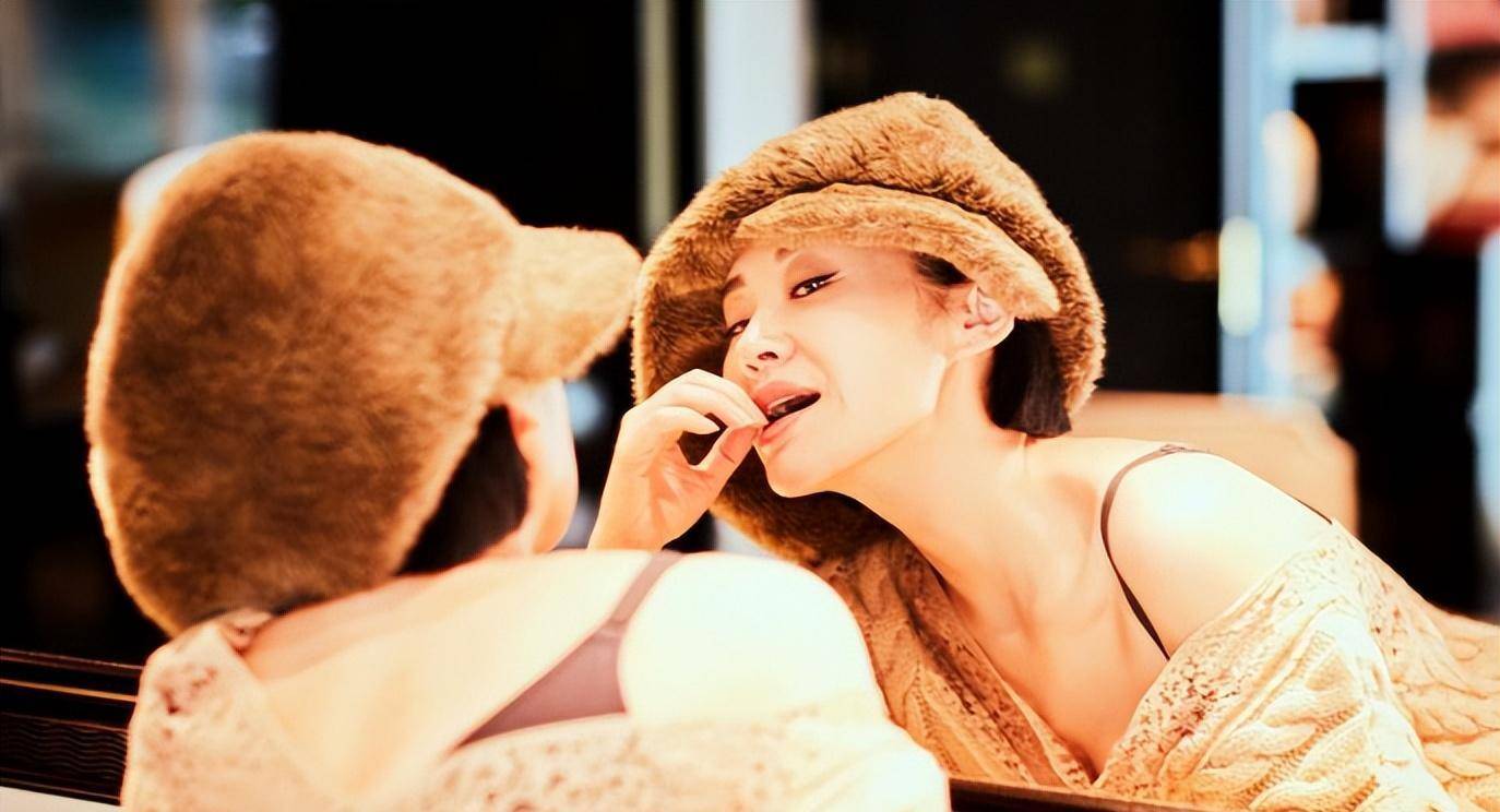 原创善恶终有报因果轮回55岁许晴风韵犹存人生新篇章开启