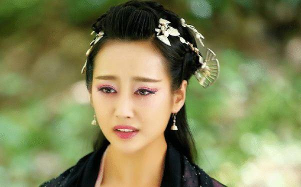 从小活泼的李纯,十岁离开家乡到北京,如今在演员的道路上努力着_时候