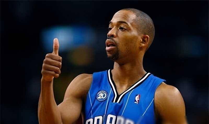 火箭22连胜的功臣姚明前队友街球王阿尔斯通后来去哪了