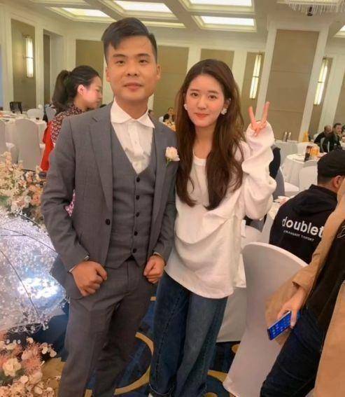 当明星参加婚礼姚晨接地气赵露思没包袱谁注意到杨紫的裙子