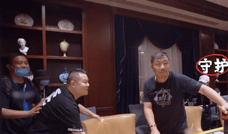 原创德云斗笑社变成了极限挑战岳云鹏说的这句话疑似对导演不满