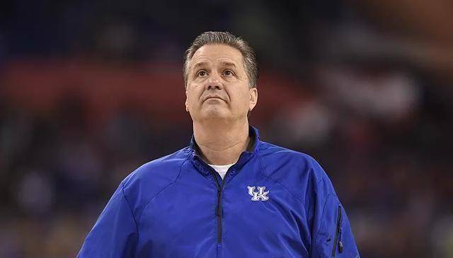 发挥,也难怪《theathletic》的篮网跟队记者alexschiffer会发推感慨称