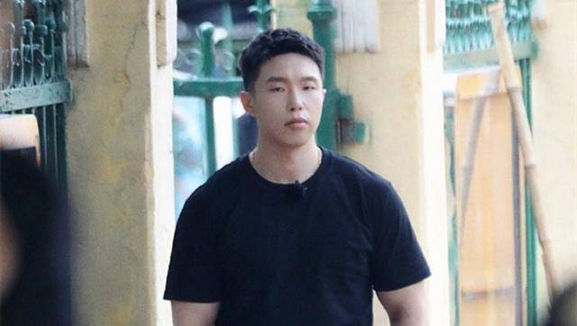 德云社烧饼深夜发文,讲述自己的困境,网友:让栾云平提前发工资