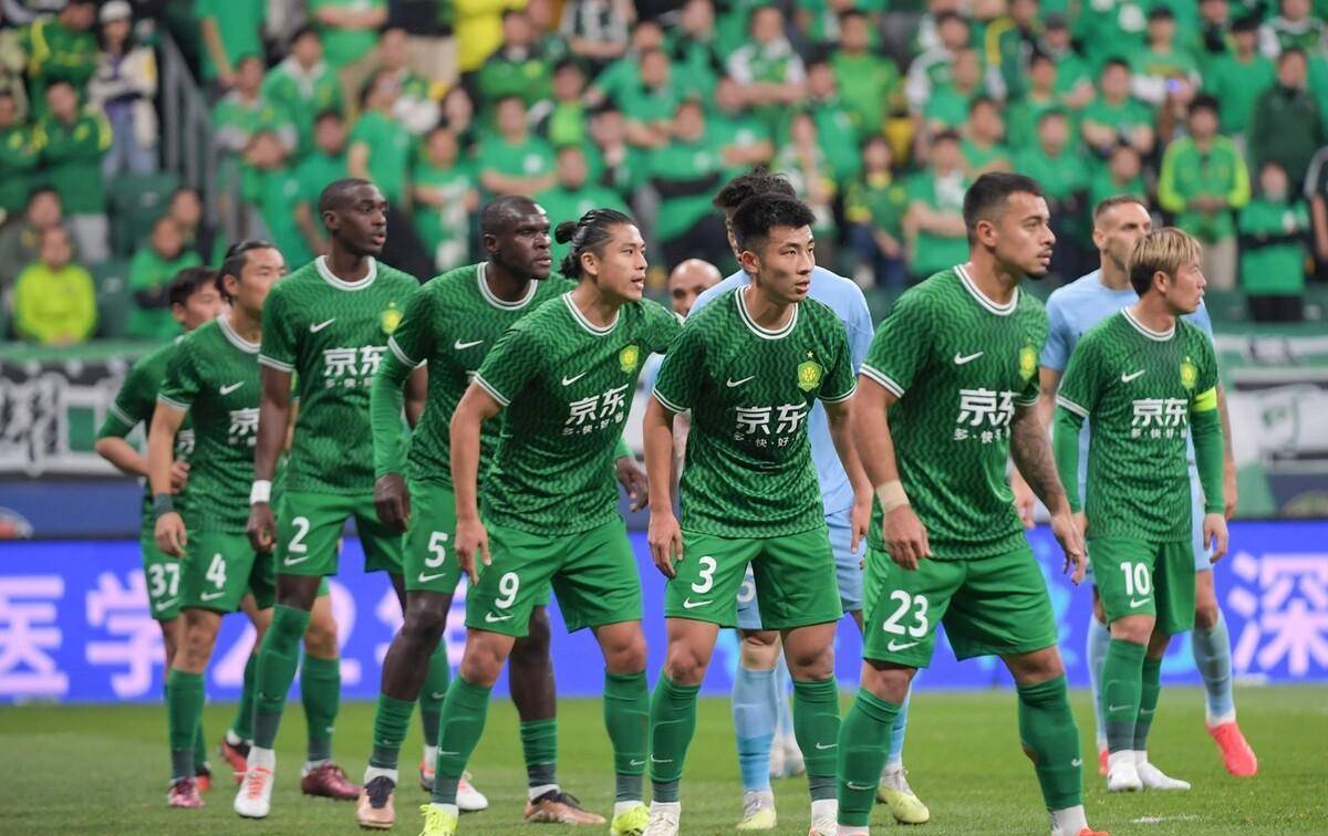 记者:国安不是没好球员只是战术没调整好,随时回强队行列_李轩_球迷