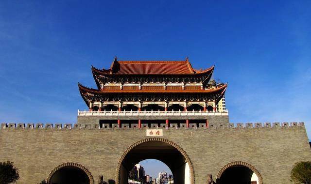 环境优美气候好,生活节奏缓适合中老年人居住_曲靖市_经济_城市