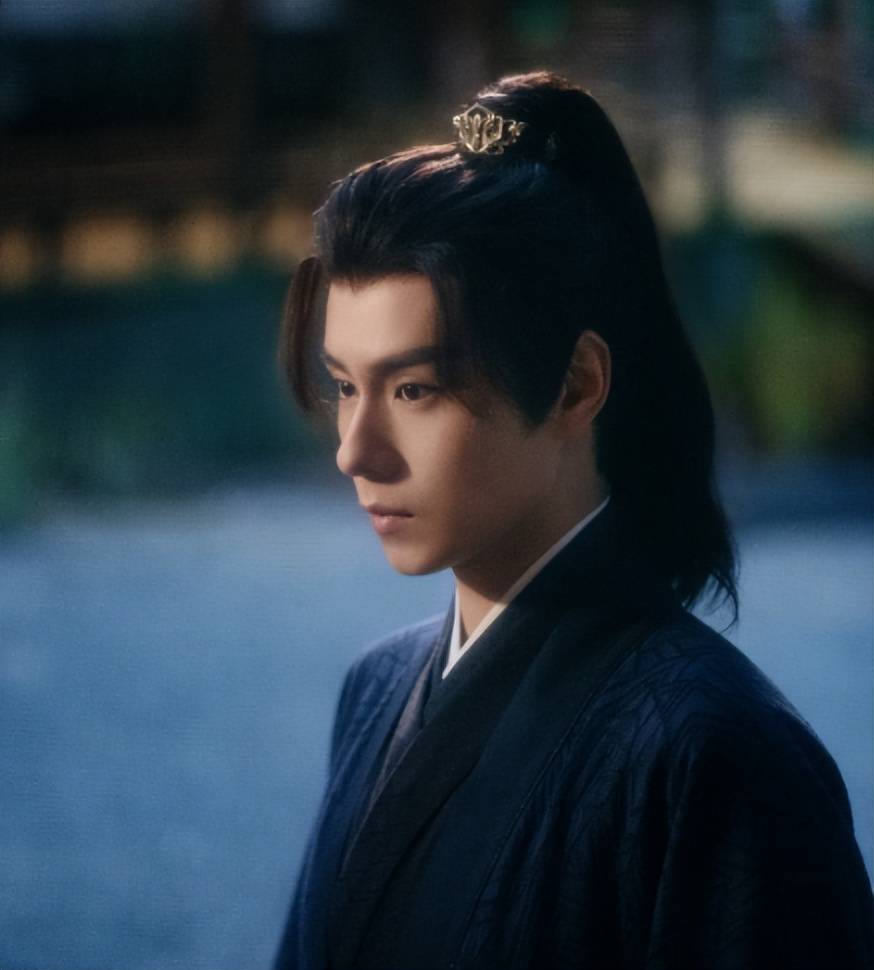 原创惜花芷顾晏惜向花芷坦白自己的所有身份两人深情相拥