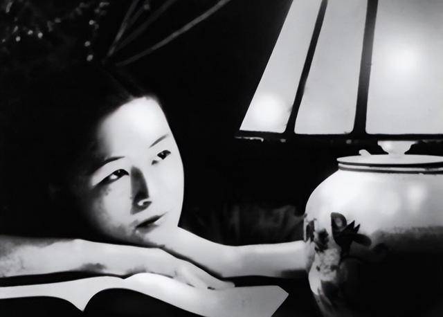 陆小曼和林徽因之墓一座凄凉无人牵挂一座安葬八宝山鲜花不断