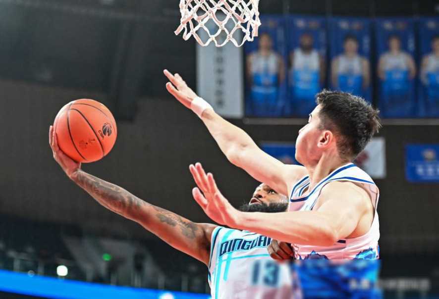 6战5胜的黑马风暴席卷cba新疆队能抵挡吗