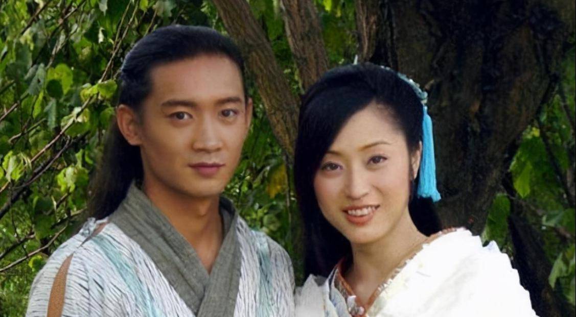 20年前两港姐同恋内地小生蔡少芬修成正果陈法蓉却单身至今