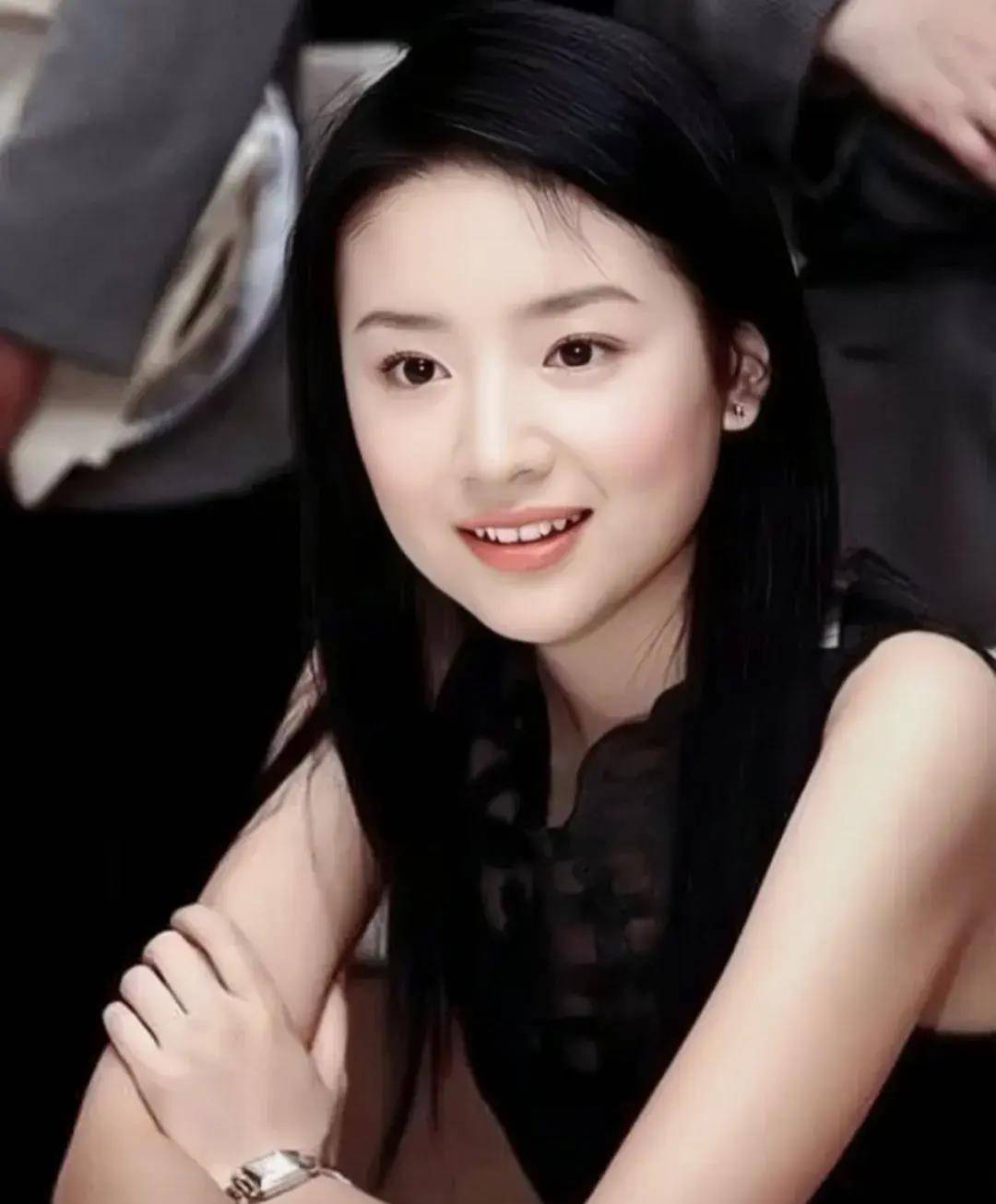 原创上海这一晚人情如纸世态炎凉在董洁身上体现得淋漓尽致