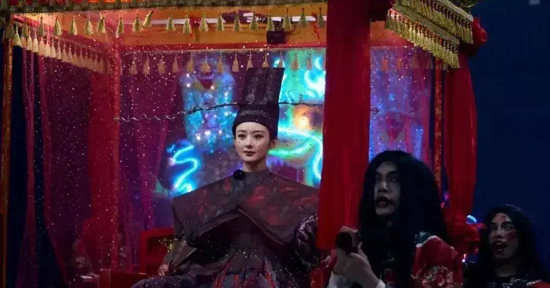 原创            赵丽颖综艺惊艳亮相：黑衣红轿判官造型神秘迷人-赵丽颖红衣服古装