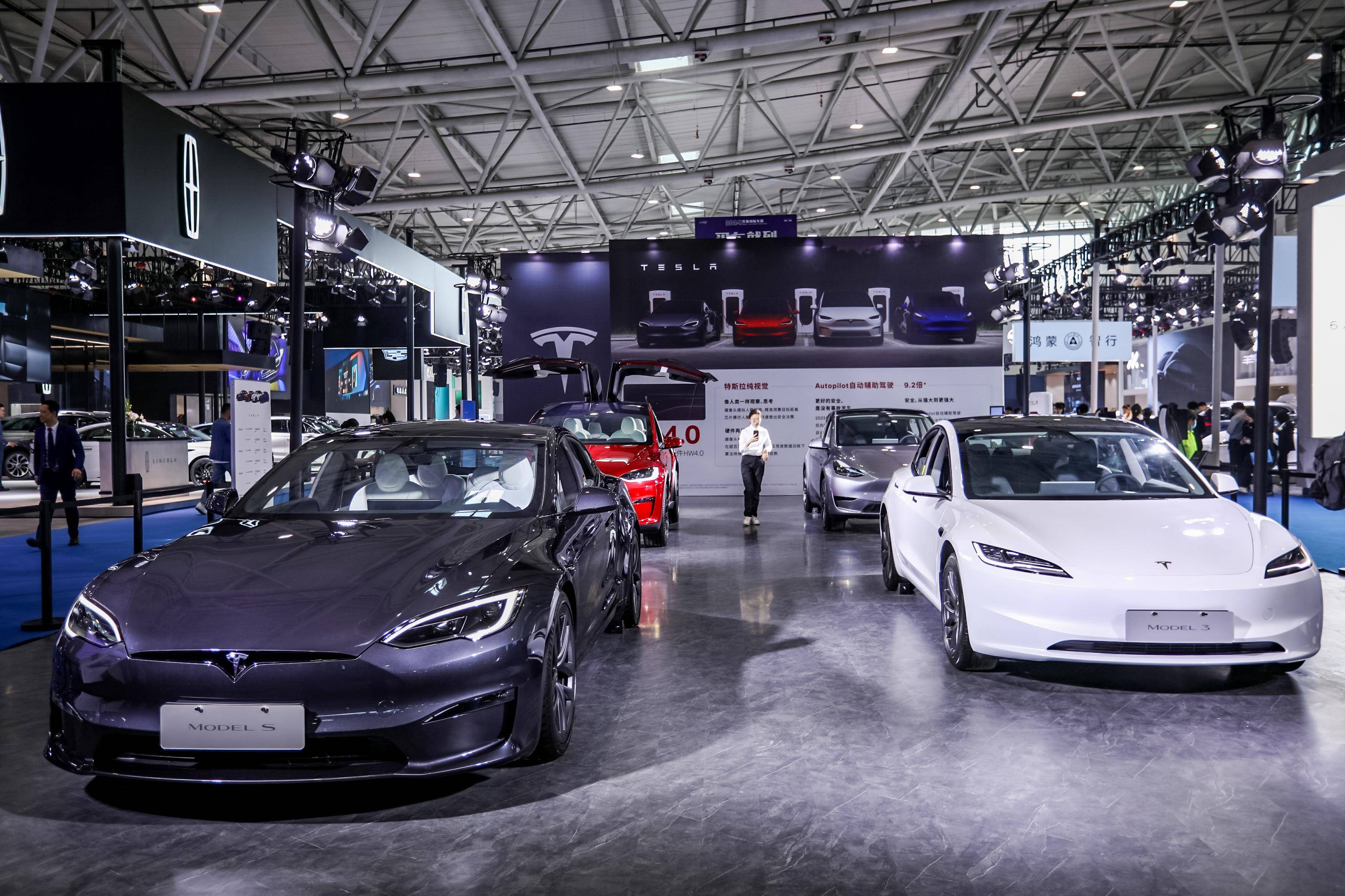 推动以旧换新政策 助力山东汽车消费 2024齐鲁国际车展(春季)今日开幕