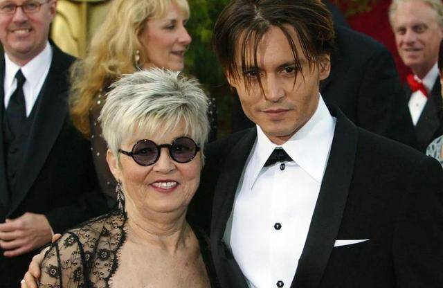 原创德普与前任的对簿公堂终极对决找错对象毁一生