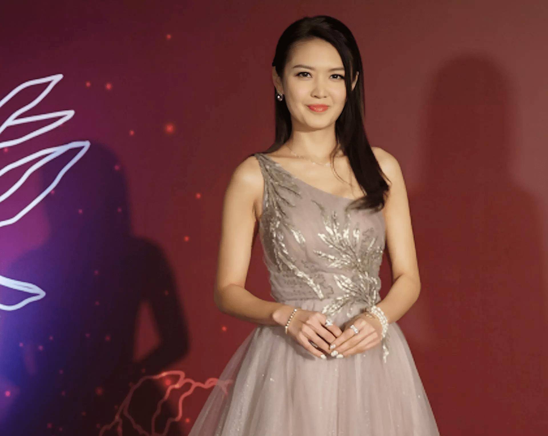 她被唤公屋港姐,出道10几年事业平,无惧男友偷吃,盼嫁2孩富豪_陈庭欣