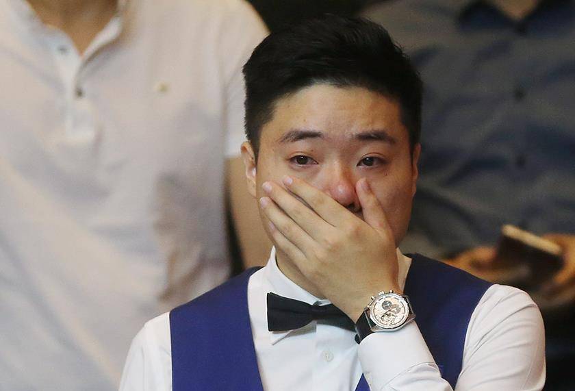 原创37岁丁俊晖住国外富人区年入千万42岁女子身材时尚家世显赫