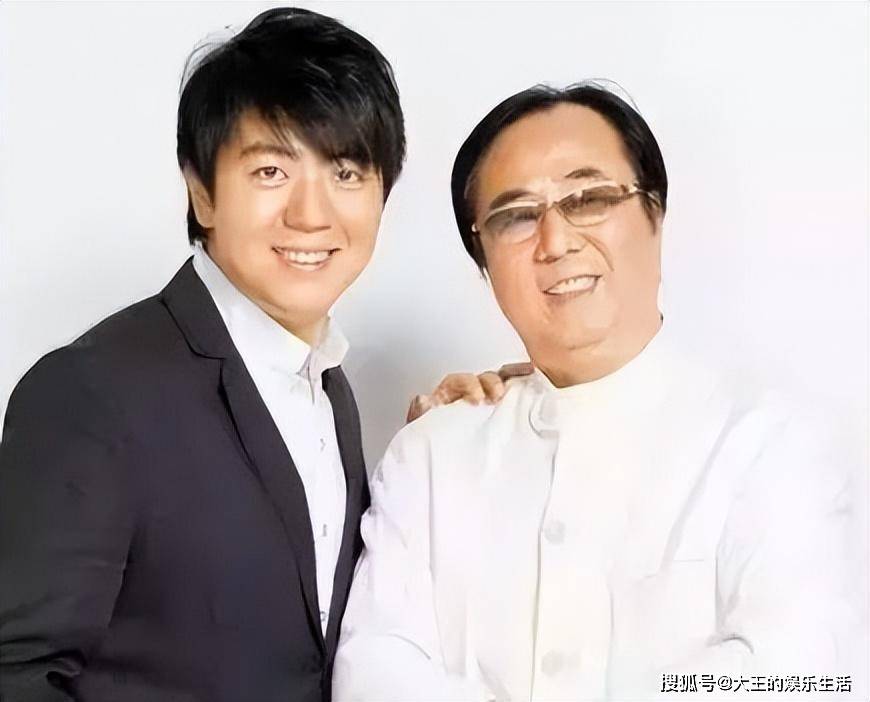 迷恋朗朗吉娜:怒怼谢娜,不让老公做家务,因秀腰获得官媒批评_郎朗