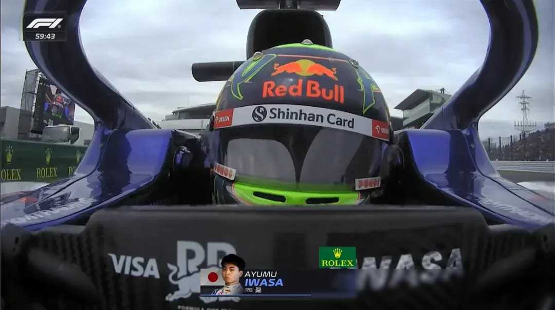 原创f1日本站周五维斯塔潘一练领跑二练降雨影响