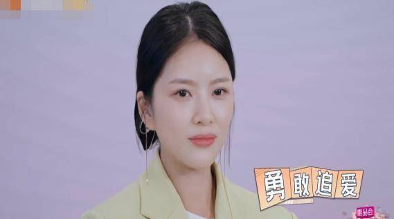 曾经参加综艺节目的杜淳还被撮合与陈乔恩谈恋爱,当时的杜淳也很主动