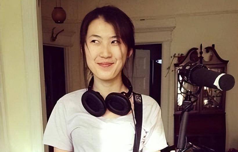 原创冯小刚女儿冯思羽心疼分手的单身母亲也同情继母徐帆的遭遇