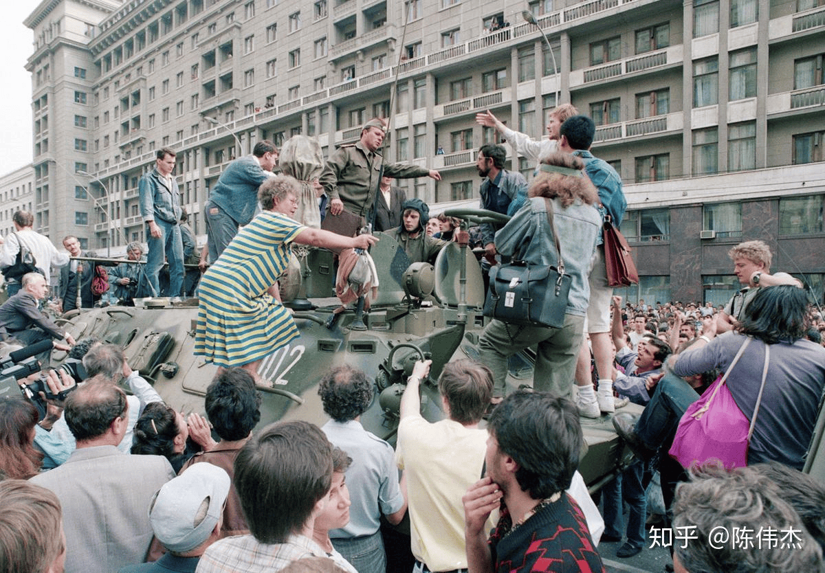 普通人如何应对经济大萧条(8):1990年,苏联难熬的日子_列宁_社会_世界