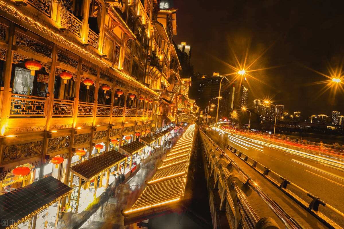 重庆当地导游怎么收费天生三桥旅游五天四晚详细花费