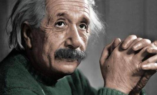 爱因斯坦聪明绝顶令世界瞩目为何生了两个失心疯的儿女