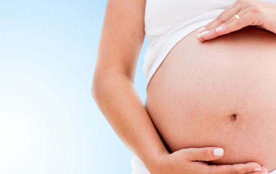 孕妈在孕期的这三个特征说明宝宝的发育相对健康！_胎儿_现象_症状