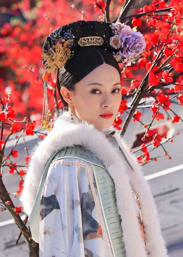 孙俪自爆拍戏时砸碎玻璃,力气太大吓到导演,果然是实"力"派演员_娘娘