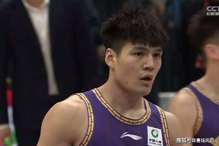 费尔德准3双救主 闵鹿蕾激动颤抖_萨林杰_深圳_周鹏