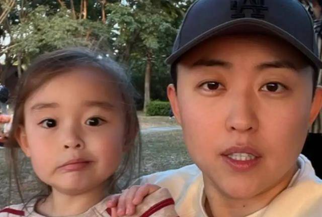 单身女ceo叶海洋50万买精子生五国混血女儿后又生下同父二胎