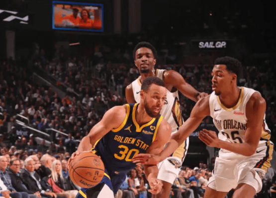 勇士失误崩盘湖人坐收大礼库里7次失误酿苦果末节空砍16分